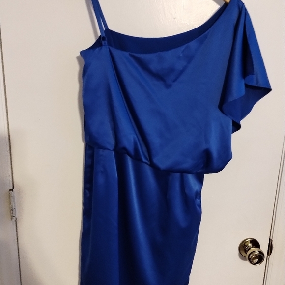 Nwot Jessica Simpson Royal blue  off shoulder dress - Picture 5 of 7